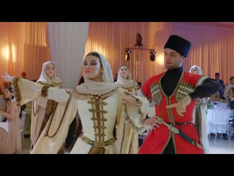 Видео: Ансамбль Лезгинка - Кумыкский танец #lezginkadance #caucasiandance #shotrs