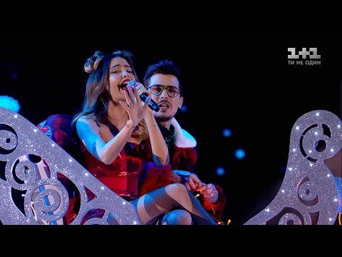 Видео: Время и стекло – Дим и Jingle Bells. Рождественская история с Тиной Кароль