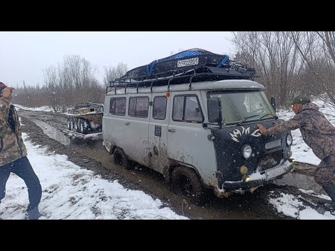 Видео: Доехать домой любой ценой на последней ледовой дороге Якутск-Олёкминск 2 серия заключительная