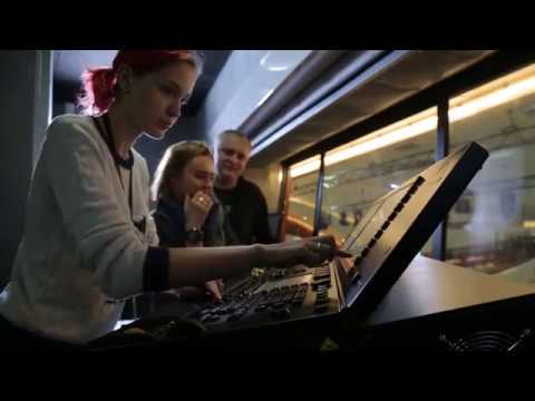 Видео: "ДОКА Центр" - на линии сцены. Концертный зал "Зарядье".