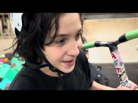 Видео: ДВА СУМАШЕДШИХ РАЙДЕРА ИЗ ПИТЕРА ДЕЛАЮТ ТРЮКИ