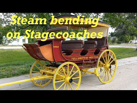 Видео: Паровая гибка панелей кузова дилижанса Йеллоустона | Сложные изгибы