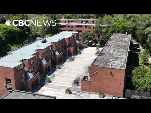 Видео: План реконструкции представлен спустя 3 года после обрушения жилого комплекса в Торонто