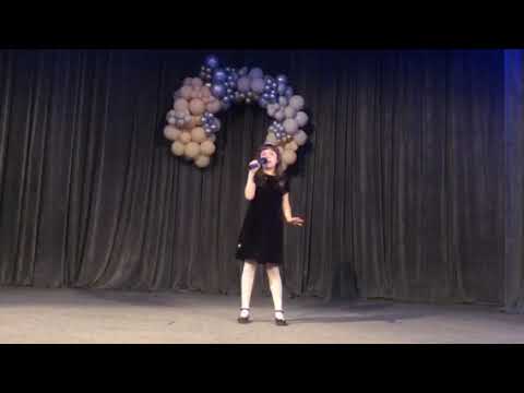 Видео: Жаклин Андонова/ Клуб Ритъм /- " Една сълза "