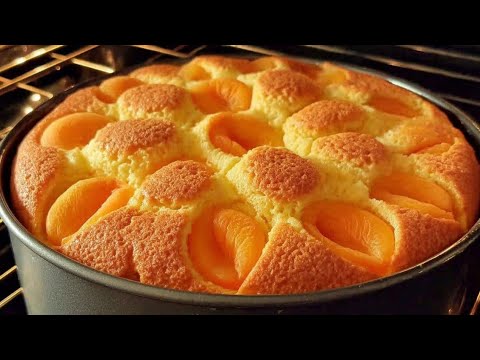 Видео: Каждая швейцарская бабушка печёт этот пирог летом! Вкус детства!