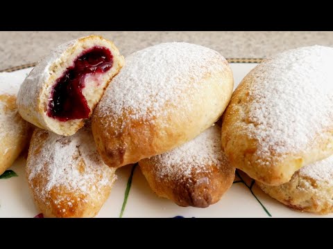 Видео: Пирожки с вишней на творожном тесте! Рецепт вкуснейших пирожков приготовленных в духовке!