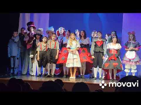 Видео: ДТЦ ."Алиса" ( фрагменты спектакля.) "Театрум." Петрозаводск. Карелия.