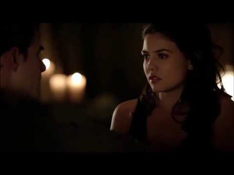 Видео: Что Давина Клер думает о других