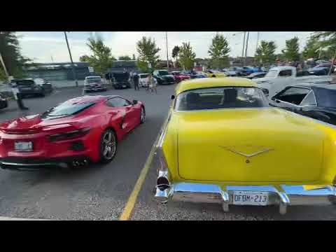 Видео: Бешена автомобільна туса Bugatti , Pantera, Mini.. R34 Skyline