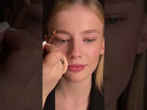 Видео: Карандаш для бровей Brow Cosmetics, тон 30