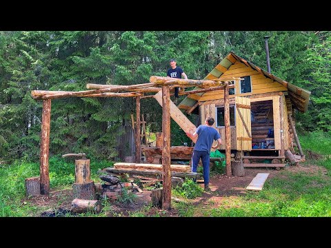 Видео: ЗАКРЫВАЕМ КРЫШУ БЕСЕДКИ САМОДЕЛЬНЫМИ ДОСКАМИ | ￼РАБОТАЕМ В ДВЕ ПИЛЫ! ДЕЛО ИДЁТ!