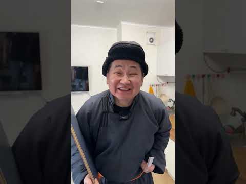 Видео: Эвгүй Өвөө хаалга тогшив!😨