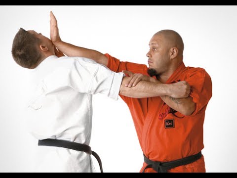 Видео: Как правильно лязнуть в буденовку...