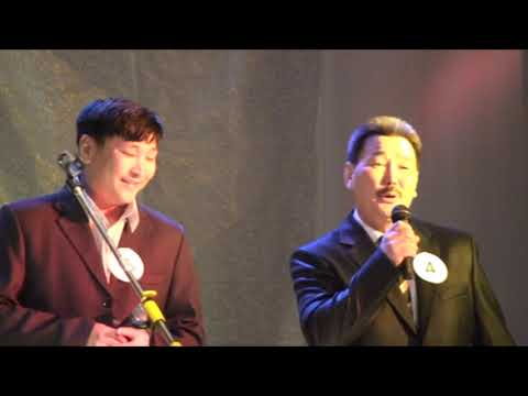 Видео: Үөһээ Бүлүү оройуона төрүттэммитэ 75 сылыгар "Икки сулус" бырааһынньыктааҕы концерт, 2010 с.