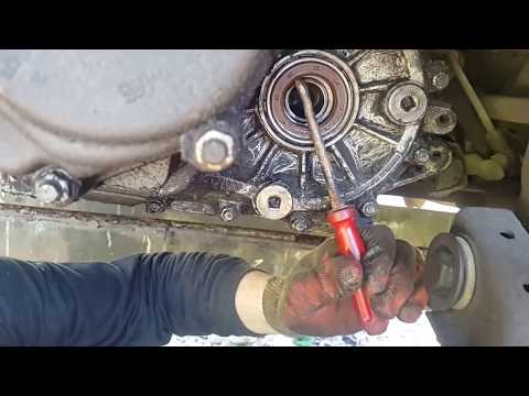 Видео: замена сальника полуоси кпп сенс