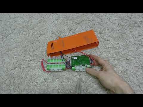 Видео: Ремонт батареи пылесоса electrolux