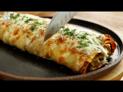 Видео: 3 Картошки! Хрустящие края! Картофельный рулет с говядиной!! Картофельные рулетики с лазаньей!