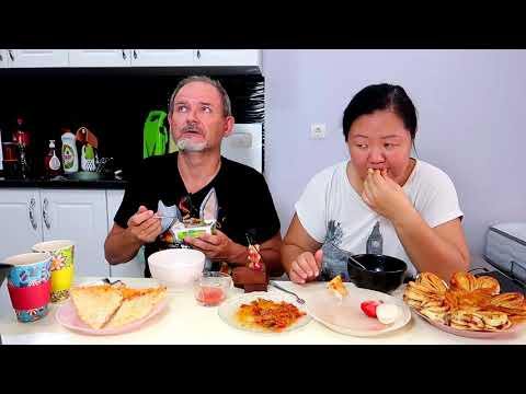 Видео: МУКБАНГ с Алексем: Товук шурпа, ПИЦЦА и ПЛЮШКИ с КОРИЦЕЙ, Кади хе, ШПИНАТ, АДЖИКА, ОСТРЫЙ ПЕРЧИК!