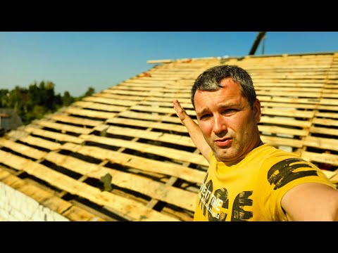 Видео: Вначале жили без крыши, потом на свалке, но в итоге все остались довольны. Жизнь в деревне. Влог