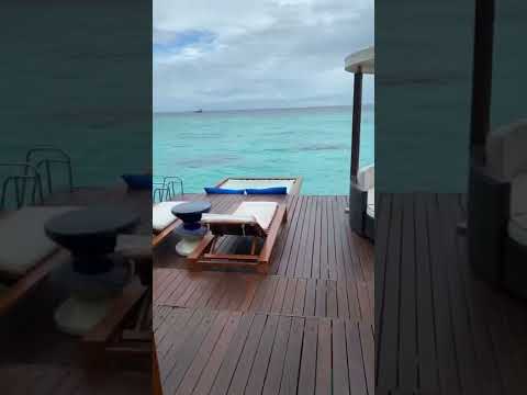 Видео: казахи на мальдивах