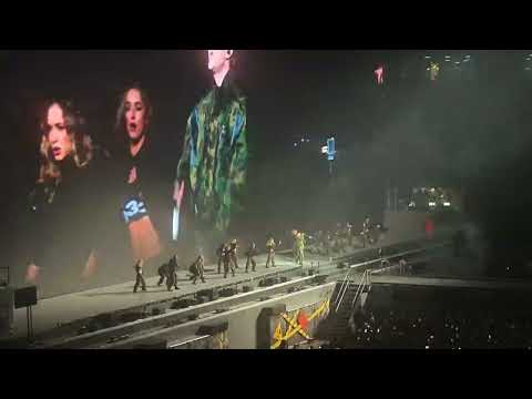 Видео: ЕГОР КРИД. "ИНТРО". 11.10.25. ГАЗПРОМ АРЕНА, Санкт-Петербург 