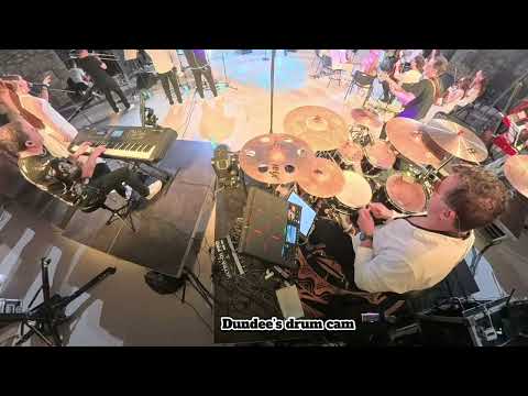 Видео: „Любов“ – Орлин Горанов & Акага (Live DRUMCAM by Dundee)