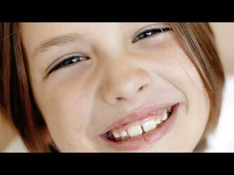 Видео: Пэппа Тоорой – “Айсан ч инээе!” | Official Lyrics Video | Хүүхдийн дуу