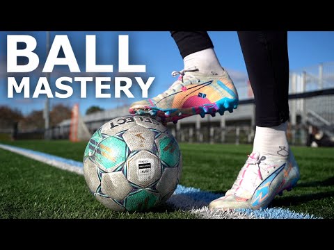Видео: Как улучшить контроль мяча | Пять комбинаций для повышения мастерства владения мячом