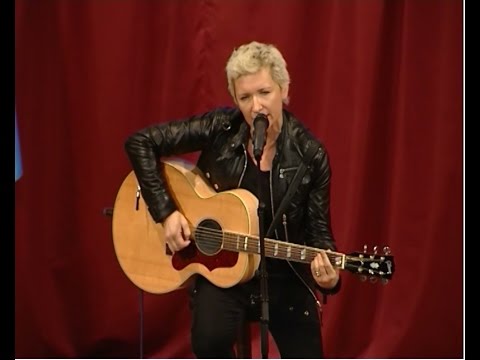 Видео: Творческий вечер Дианы Арбениной в СВГУ (Магадан)