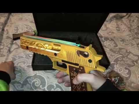Видео: ОТКРЫВАЮ ДЕРЕВЯННЫЙ ПИСТОЛЕТ DESERT EAGLE И НОЖ СТИНГ ИЗ СТАНДОФФ 2.