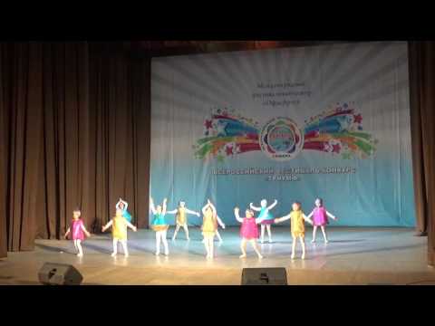 Видео: Марш елочных игрушек...Самарка