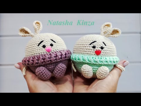Видео: Зайчик- подробный мк для начинающих/Knitted rabbit pattern for beginners