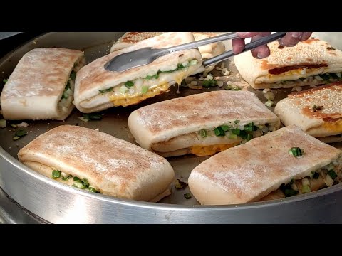Видео: Блинчик с гигантским луком-Тайваньская уличная еда