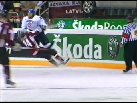 Видео: Хоккей.Чемпионат Мира-2006 года. Финляндия - Латвия