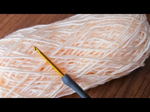 Видео: Элегантная и красивая модель для вязания крючком. Вы должны связать ее немедленно. вязание крючком