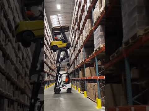 Видео: Инженерный шедевр… который рухнул через 5 секунд 💀📦