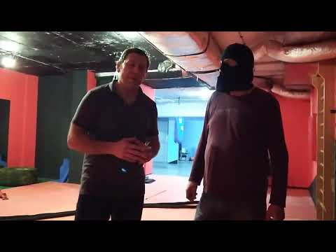 Видео: Техника за улична самозащита - част втора