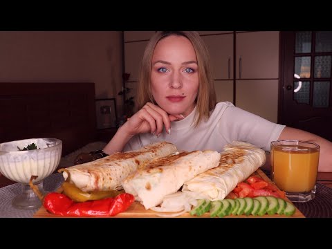 Видео: MUKBANG | Очень сочная  домашняя шаурма | shawarma | не ASMR