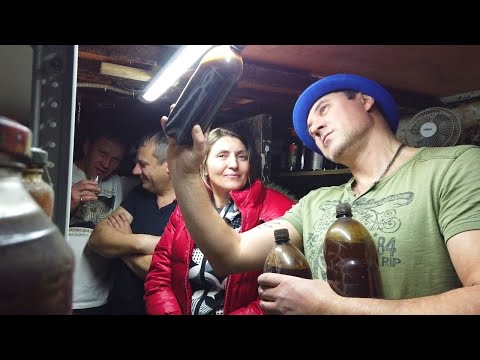 Видео: Гулять так Гулять! 12 кг Хамона Бочки Кальвадоса Душевные песни Настоящее Русское Застолье