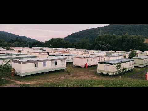 Видео: UK SNELL FARM (Cobrey Farms) - Работа в Англии на ферме