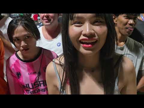 Видео: МАХАЧ УСТРОИЛИ ТАЙЦЫ НА ПЛЯЖЕ ! ПАТТАЙЯ !