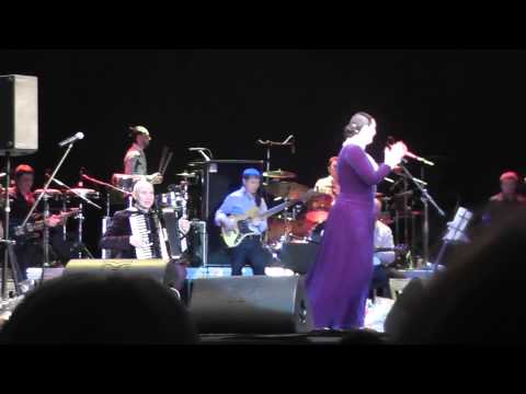 Видео: Елена Ваенга -Гуцулочка - 30.03.2013- Смоленск