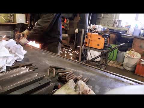 Видео: Гусеничный вездеход. Часть 1:  сборка гусеницы.