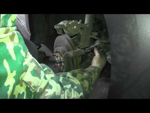 Видео: Honda StepWGN Обслуживание тормозных механизмов