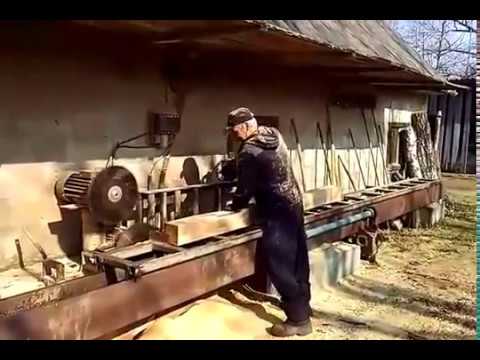 Видео: Дисковая пилорама, пиление гранёного бруса