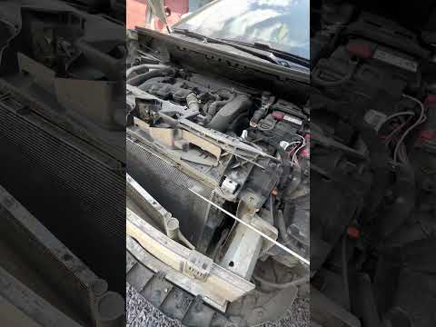 Видео: Пежо 3008 на мойку радиаторов и инжектора