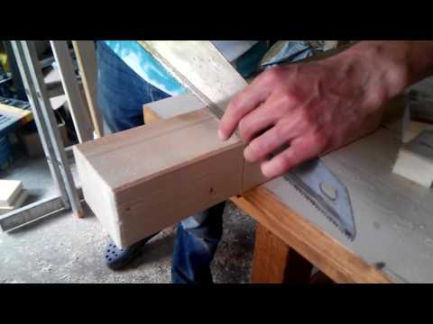 Видео: Рецепт - как ровно отпилить простой ножовкой