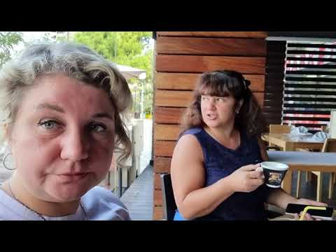 Видео: Черногория Отдых На Завтрак НЕ ШВЕДСКИЙ стол. Оксана в восторге от моря!
