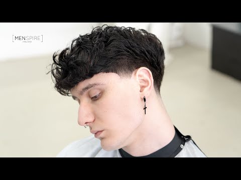 Видео: КОРОТКАЯ КРУГЛАЯ СТРИЖКА С КОНУСОМ Учебное пособие для парикмахера | MENSPIRE ИРЛАНДИЯ | #69