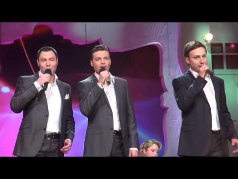 Видео: "Как много девушек хороших..." - Владислав Косарев, Максим Катырев, Евгений Кунгуров